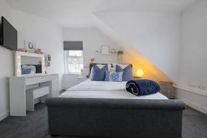 Photo 17- click for photo gallery